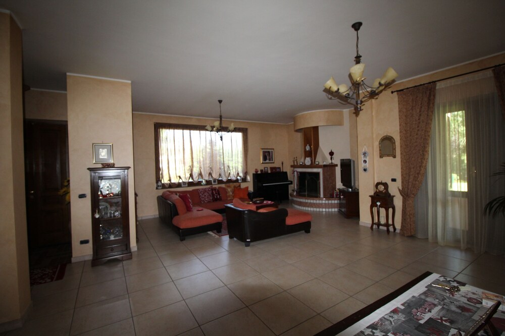 Cozy Villa halfway between Naples and Rome
