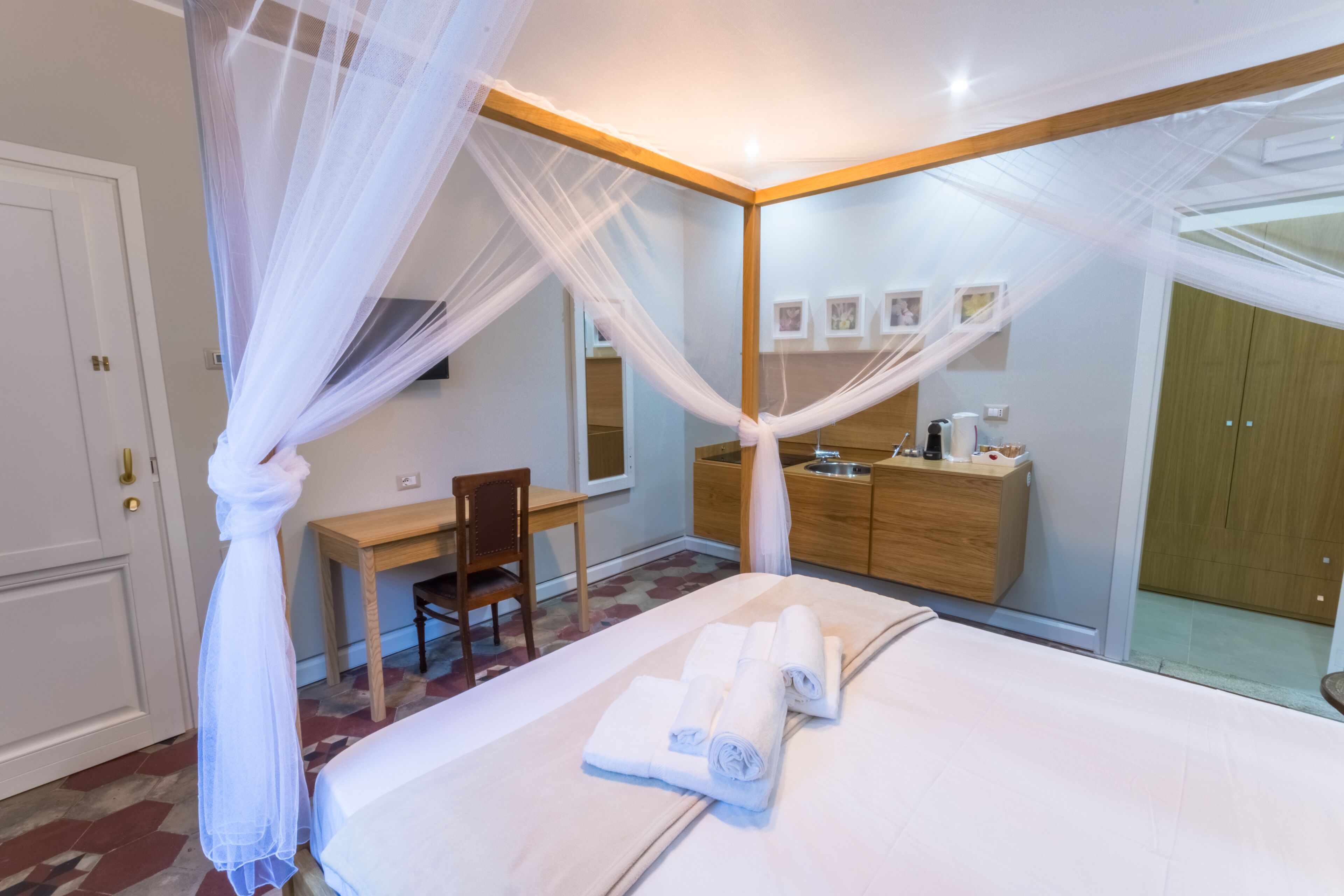 Villa Labruto - Acqua Studio with garden and private parking.