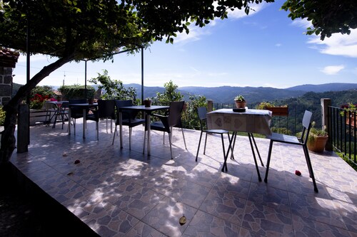 Ideal Country House for Pool / Pool, BBQ