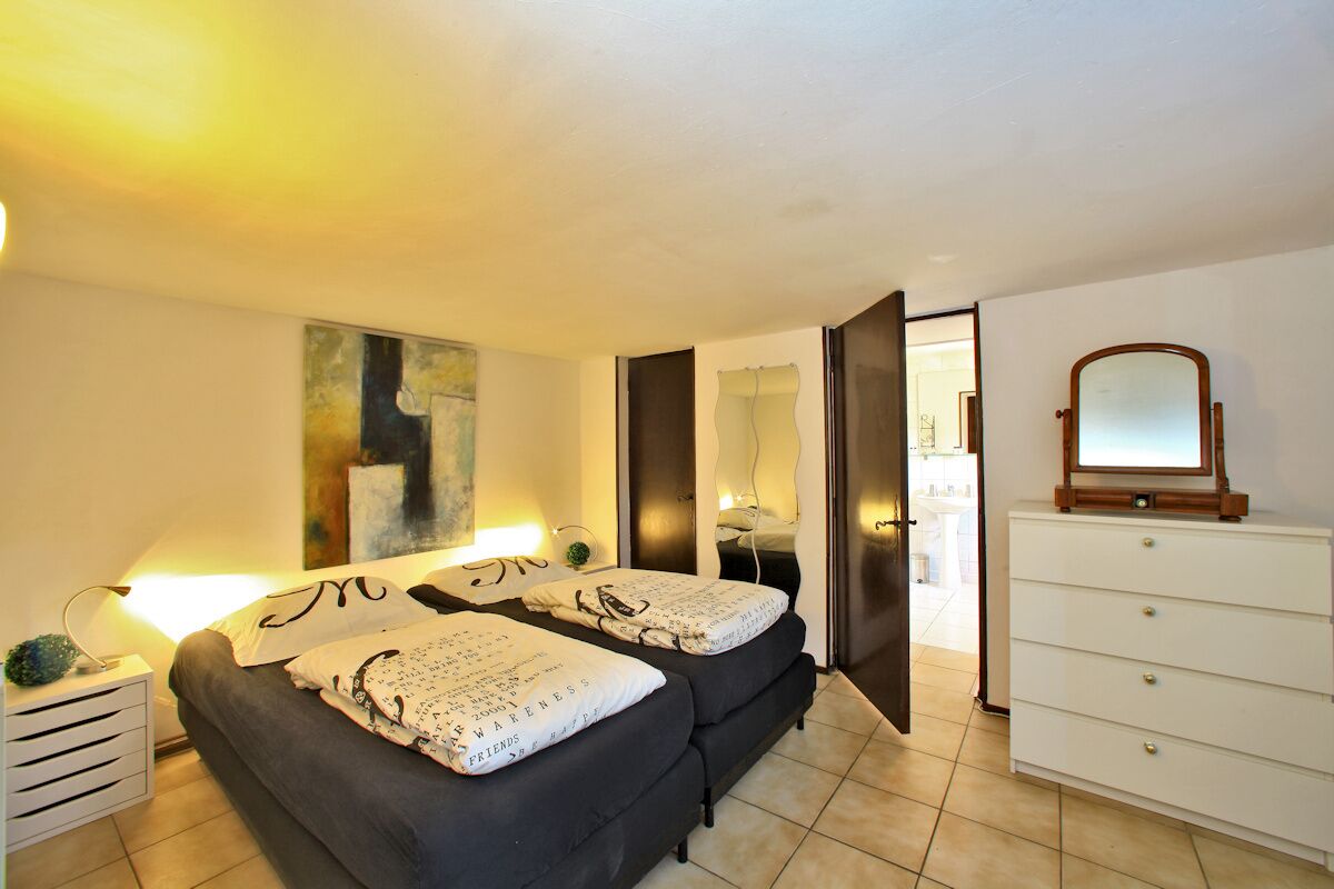 Osiris is tranquility in a child-friendly environment.