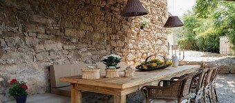 Self catering La Vila D'Argençola for 8 people