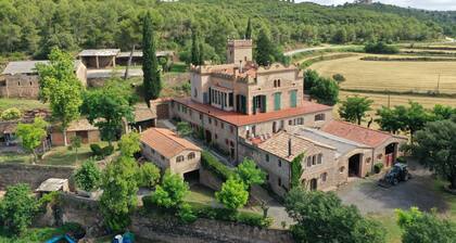 Casa rural (alquiler íntegro) La Vila d'Argençola para 8 personas