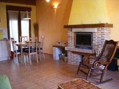 Self catering cottage La Alcubilla for 2/4 people