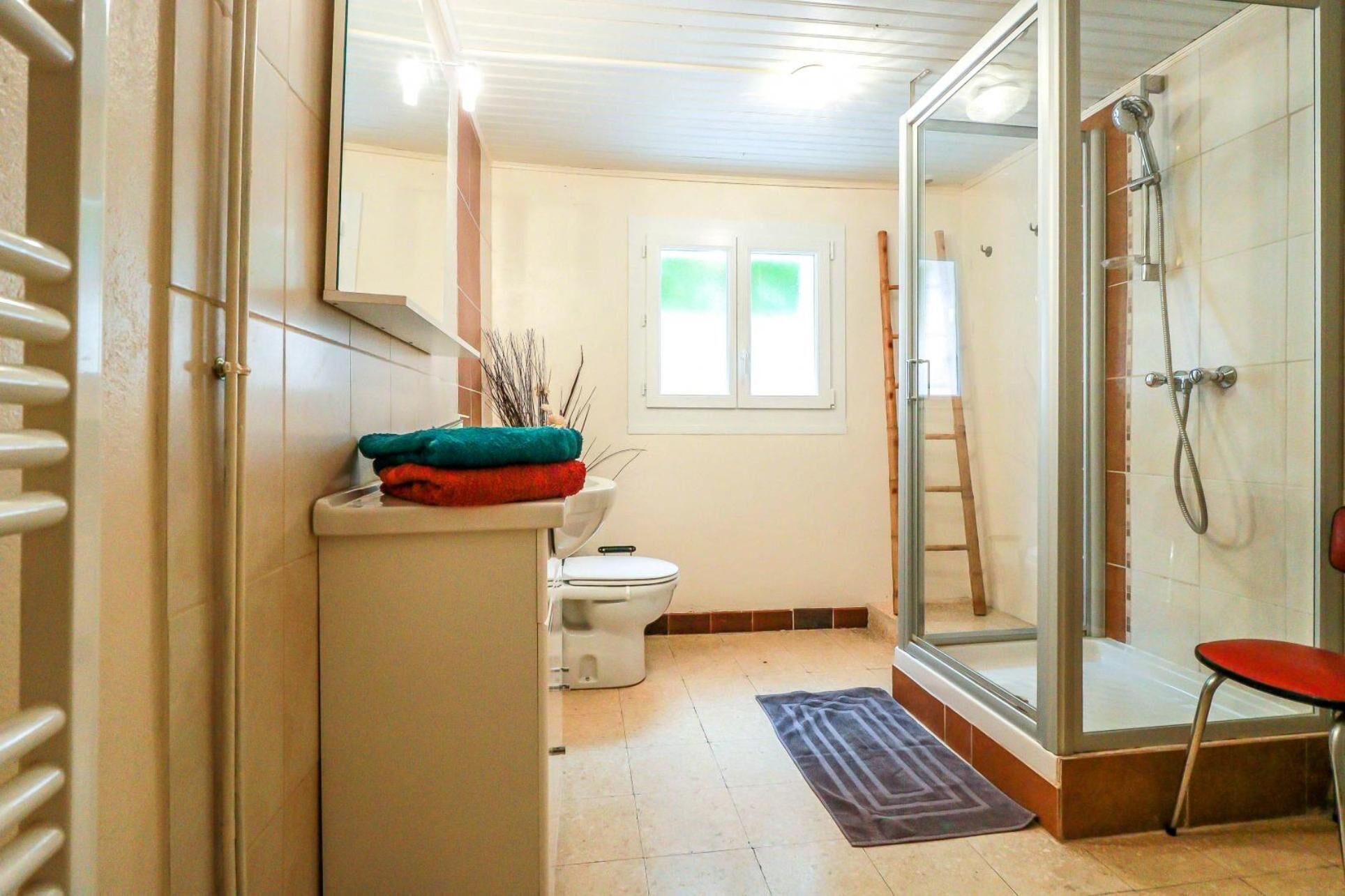 RURAL GITE calm, in the countryside near deToulouse etl Ariège: 'LES PLATANES'