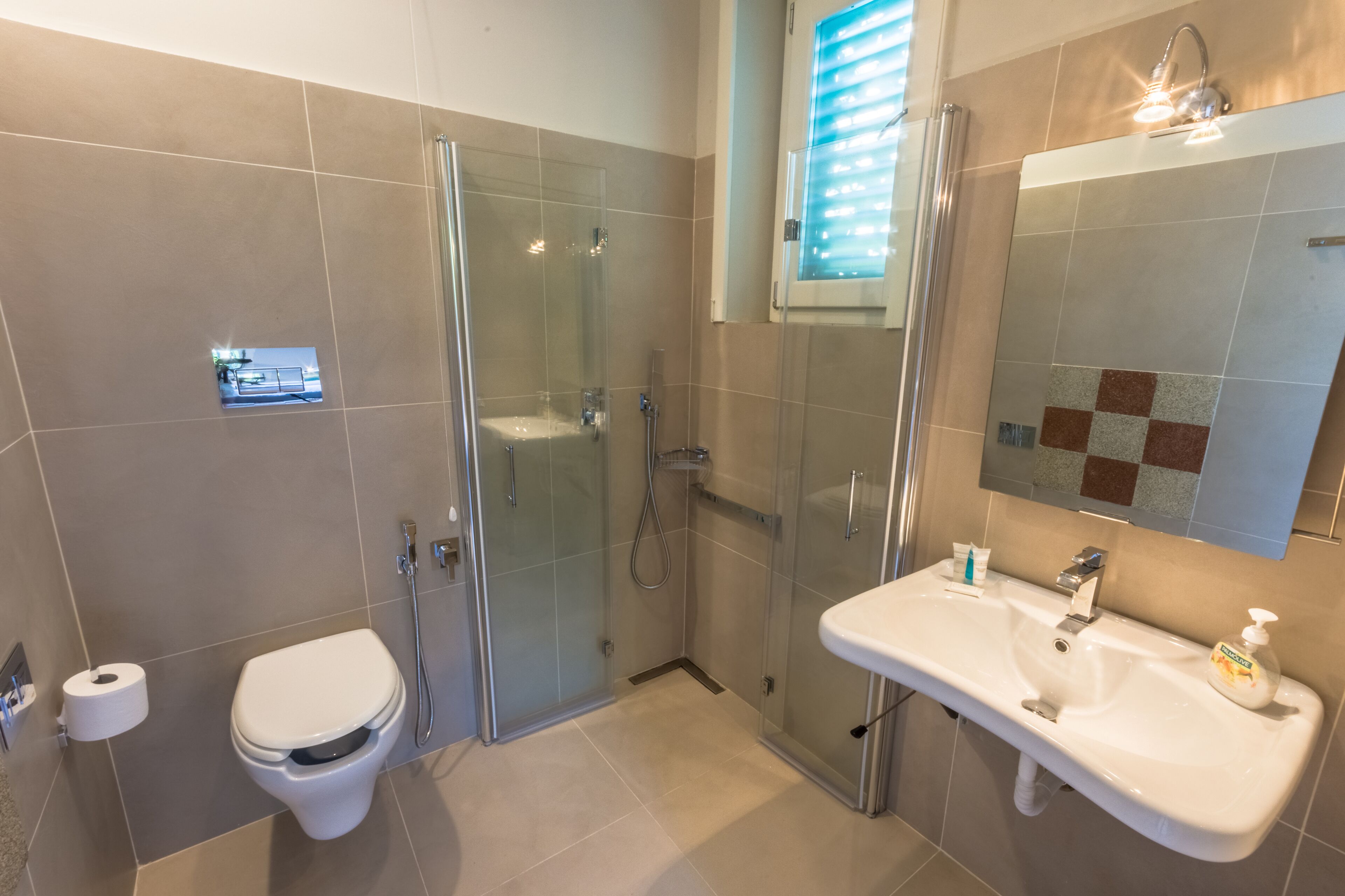 Villa Labruto - Earth room with private garden, courtyard and parking