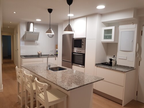 Apartment Downtown Gijón - 6 beds - 2 bathrooms