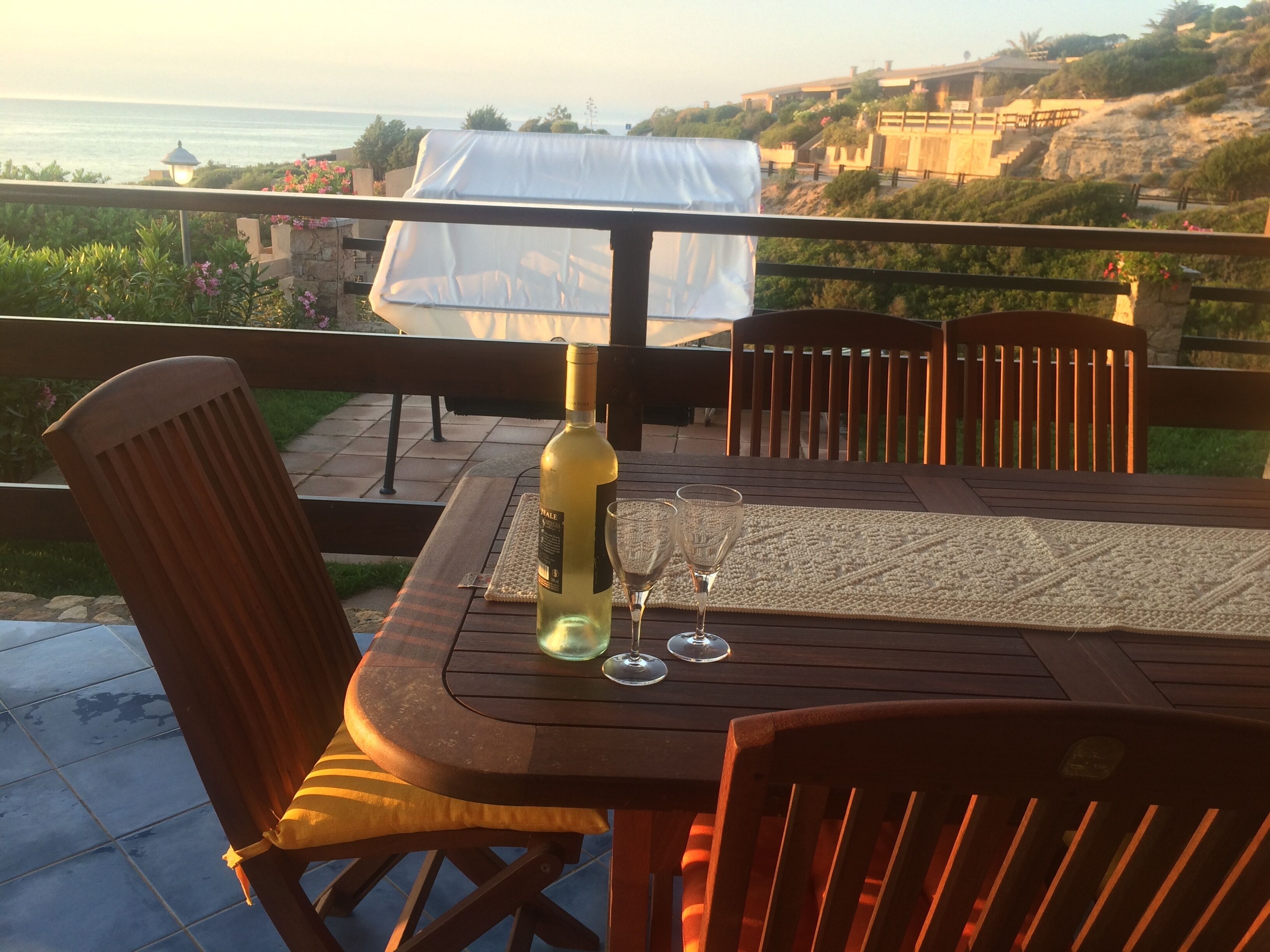 turquoise villa on the sea