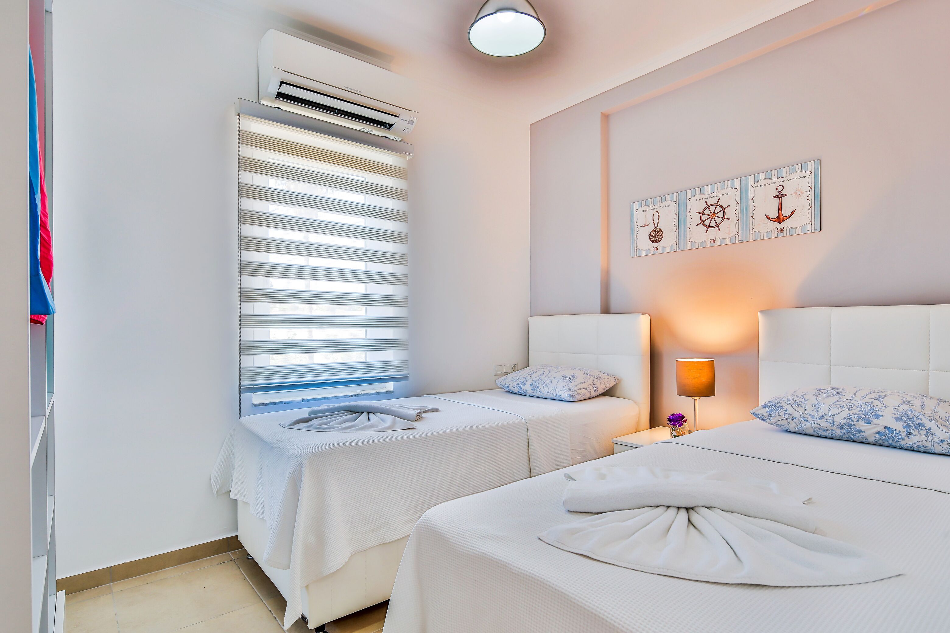 central flat in town square