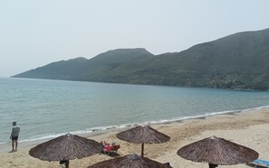 In Strandnähe, Liegestühle