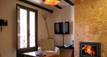 Huone 2 hengelle takalla ja vesihierontasalilla