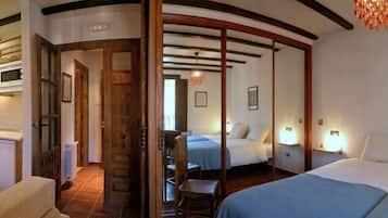 1 chambre, fer et planche Ă  repasser, Wi-Fi, draps fournis