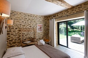 3 chambres, fer et planche Ă repasser, Wi-Fi, draps fournis