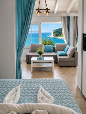 1 bedroom, iron/ironing board, free WiFi, bed sheets - Gikas Apartments  - Superior  Suite - 100 meters from the beach  (Kerkyra)