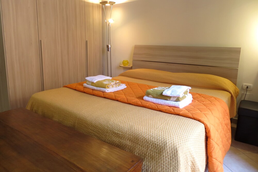 Pretty Cozy Studio Apartment in Paola
