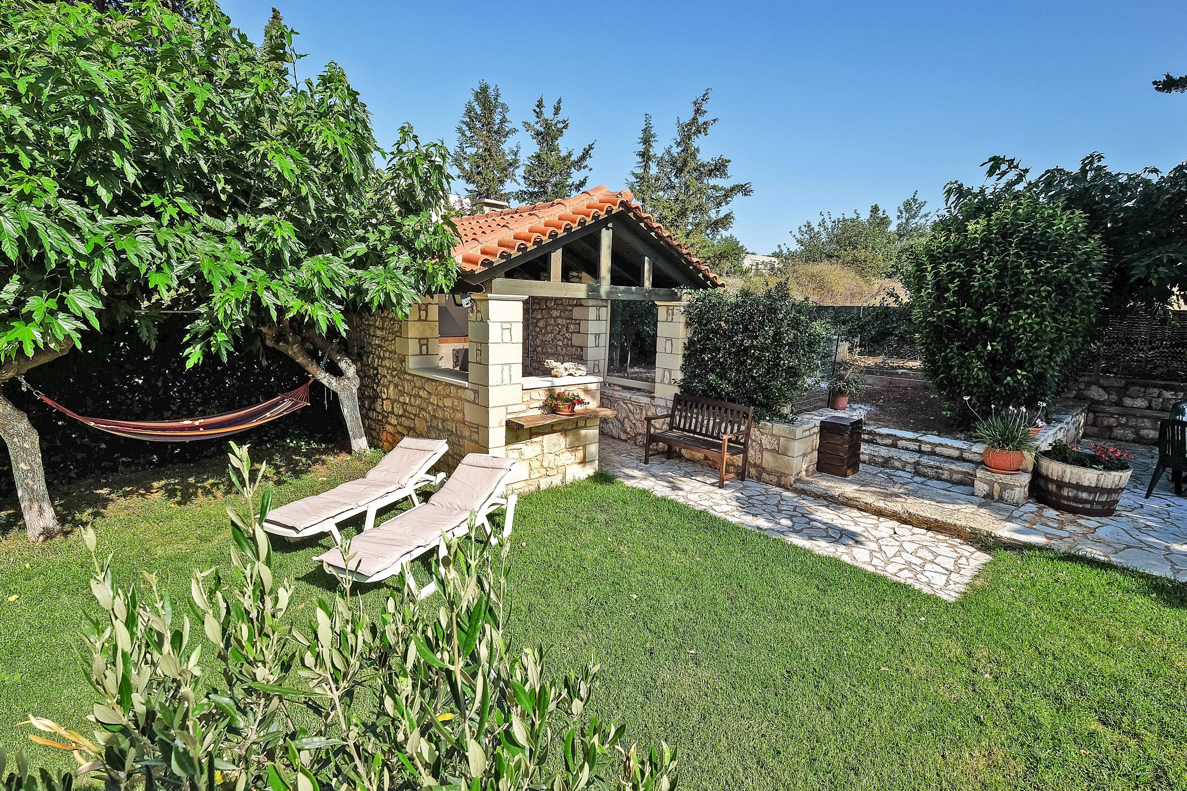Eleni’s Villa with Magnificent Mountain Views