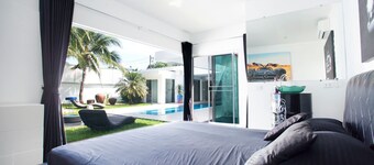 Gallery pool villa 4 bedrooms pooltable and jacuzzi