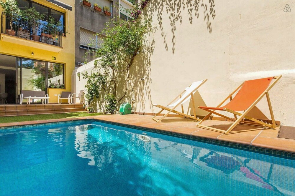 Modern Apartment in Gracia with Private Pool