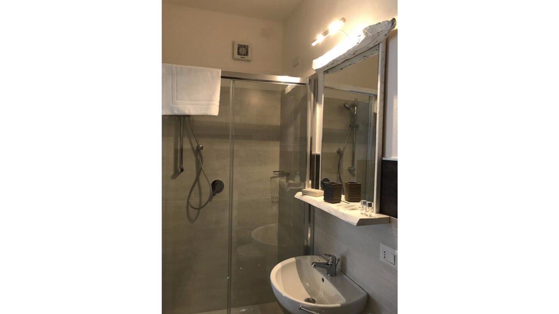 Affittacamere Rocca Doria "Suite Maestrale"