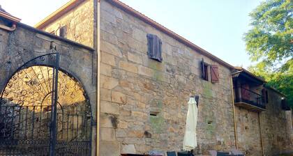 Bed Century XII - Pontevedra (Ribeira Sacra)