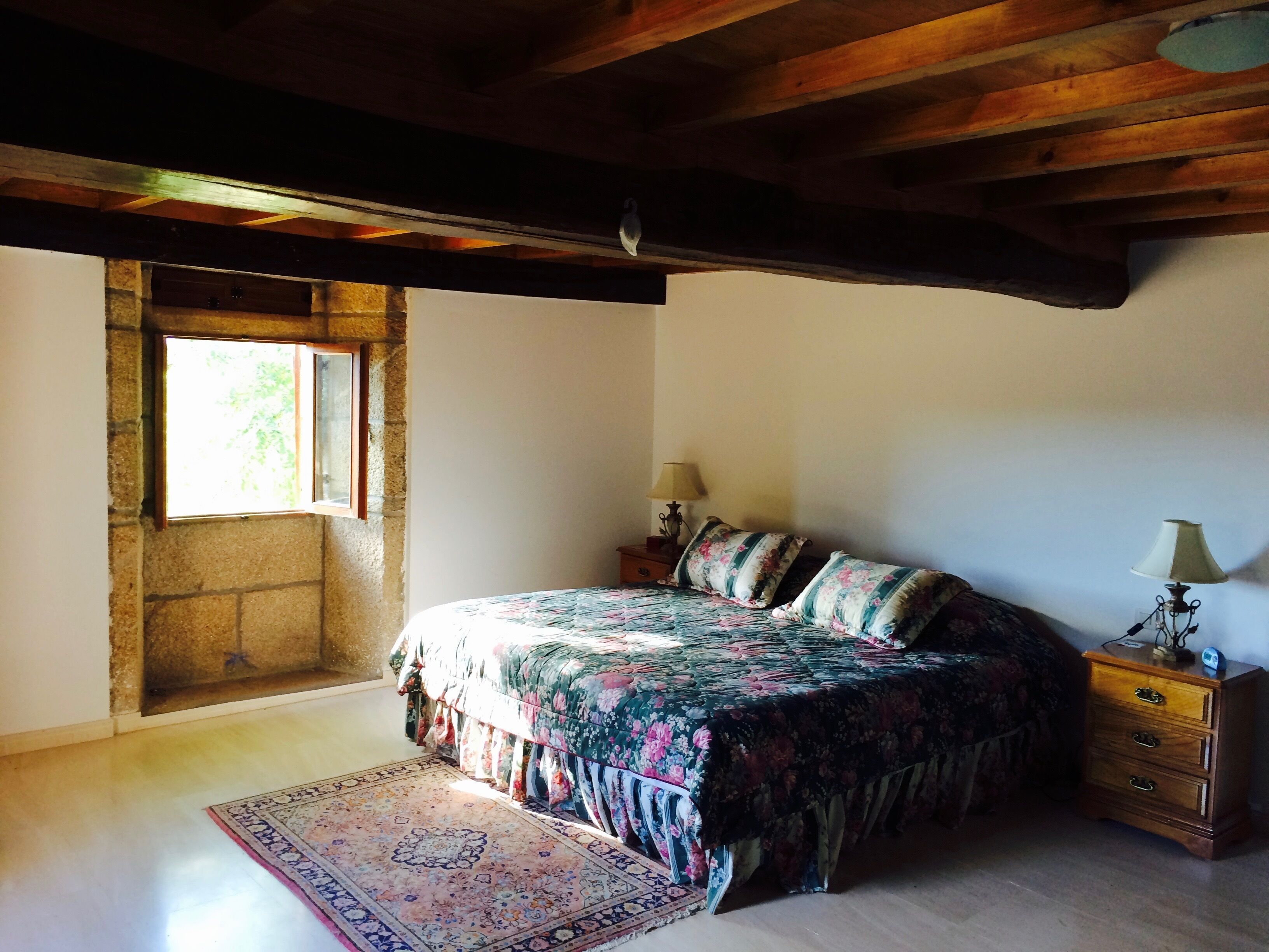 11 chambres, accès Internet