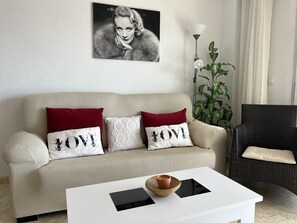 TV, books