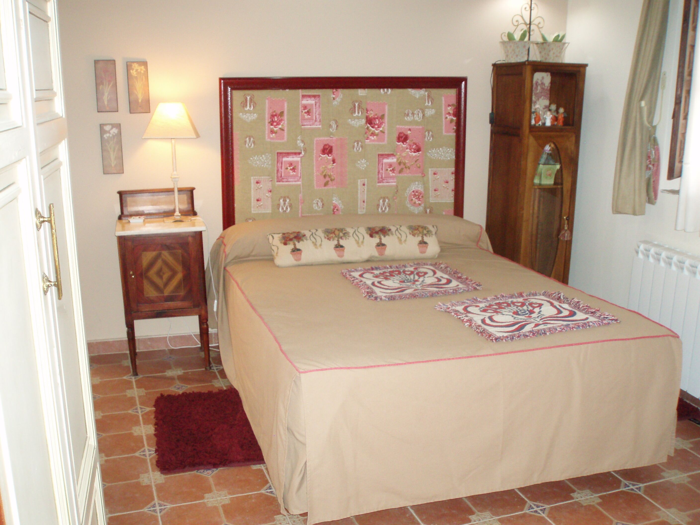 Self catering Lindos Huespedes for 3 people