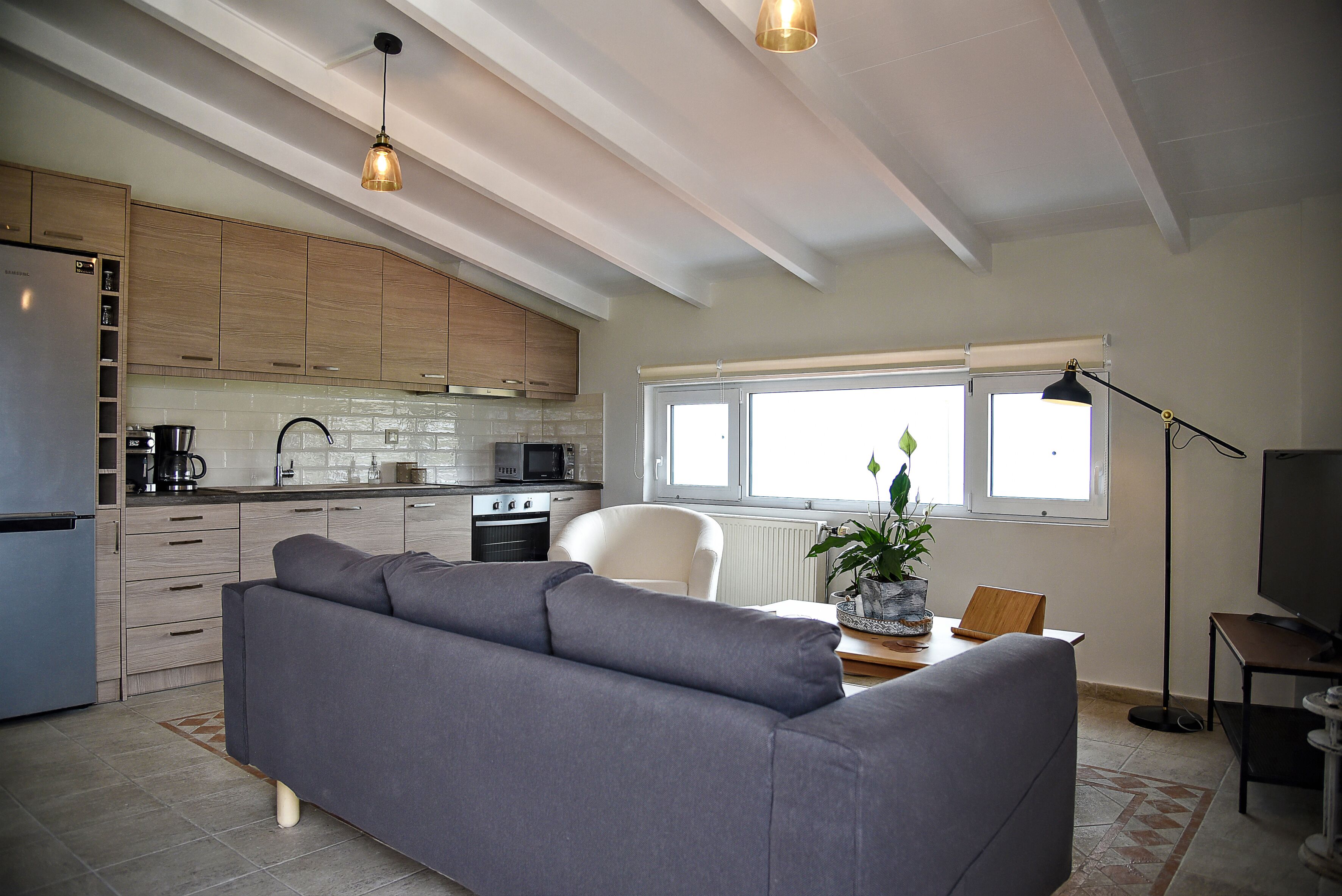 Maria's home!/ Loft right in the center of Crete.