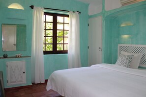 3 chambres, fer et planche à repasser, lit parapluie, Wi-Fi