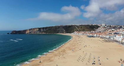 Appartement T2 Pour des Vacances à Nazaré