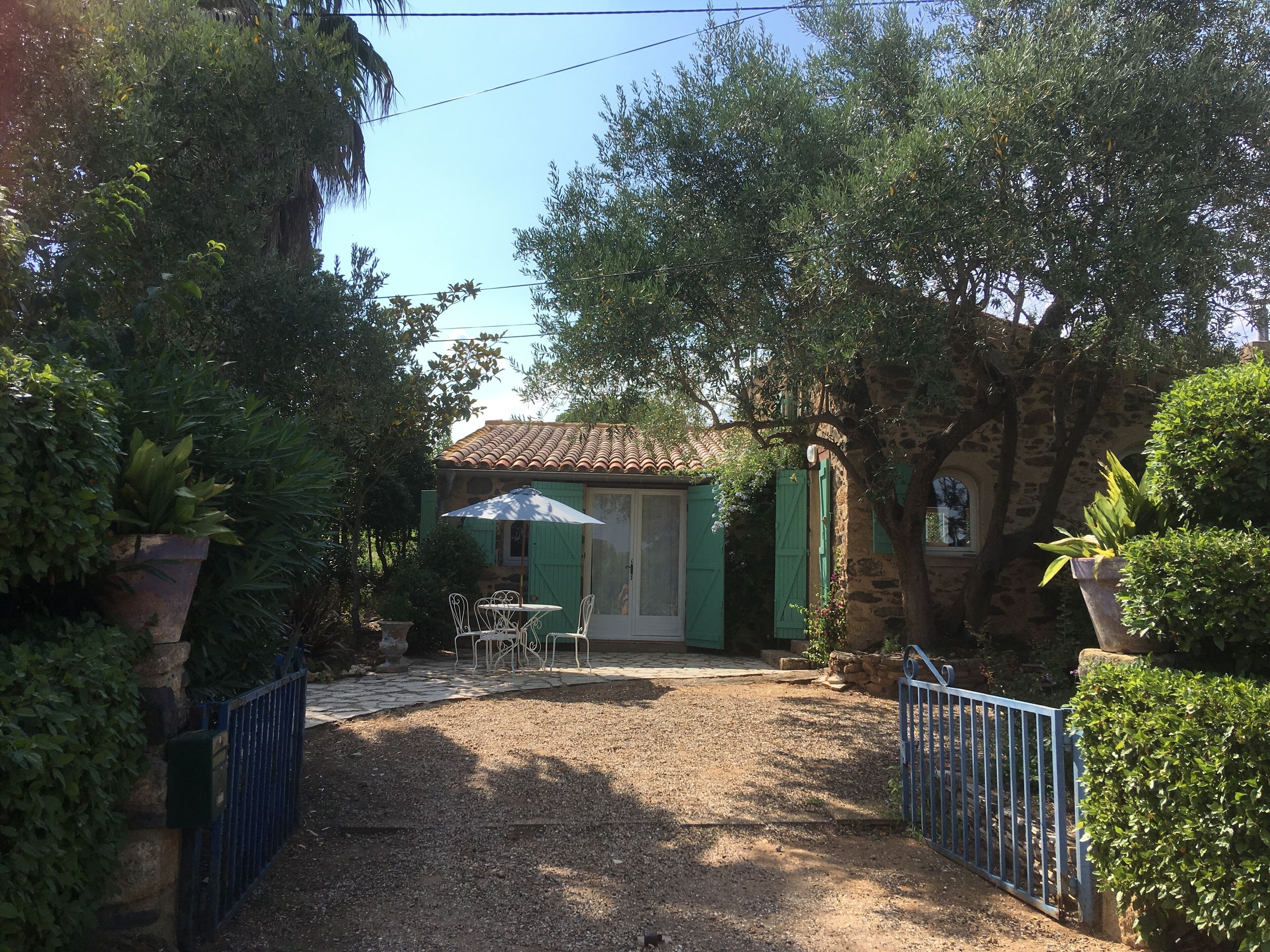 La Bergerie, in the heart of a wine estate