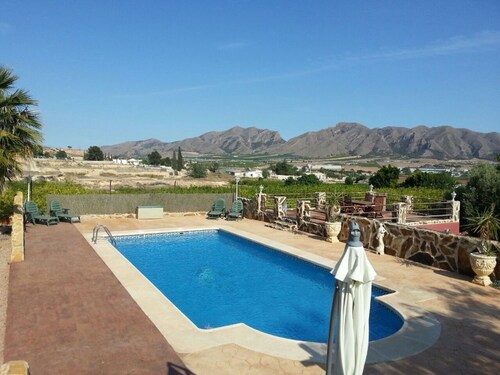 Country Villa retreat hosting up to 8 people