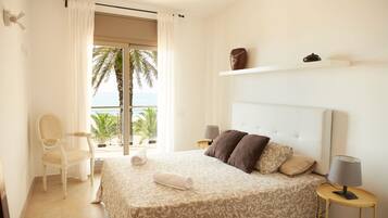 3 chambres, fer et planche Ă repasser, accĂšs Internet, draps fournis