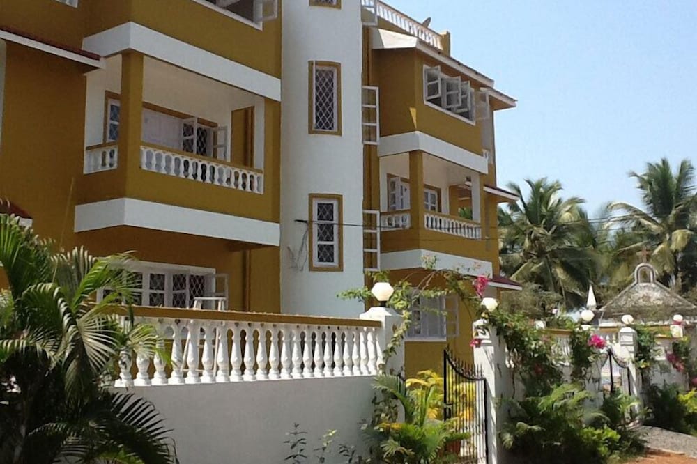 7 Bedroom Guesthouse In North Goa
