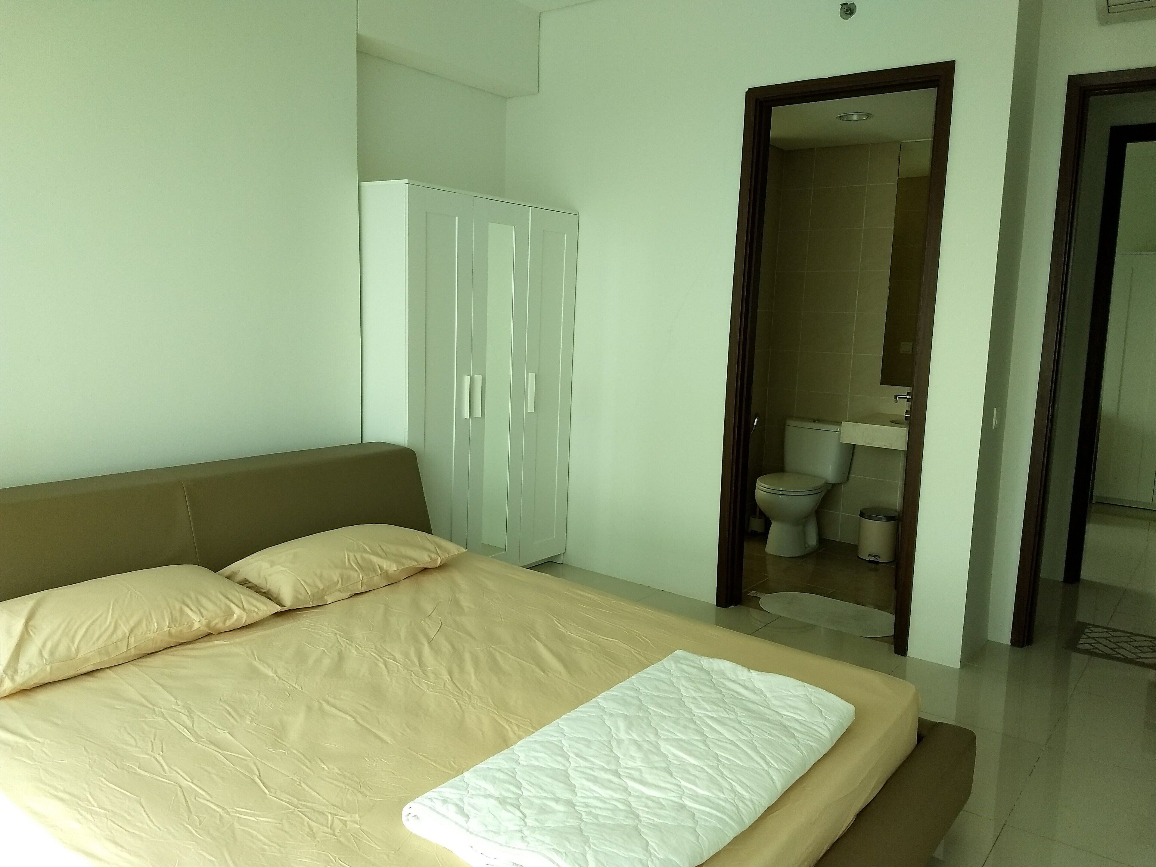Charming Minimalist 3 Bedroom Apartment in St Moritz Puri Indah