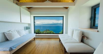 Casa da TerraltaView Pico Island Superbe vue sur le canal São Jorge Açores