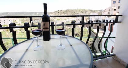 Self catering El Rincon de Piedra for 4 people