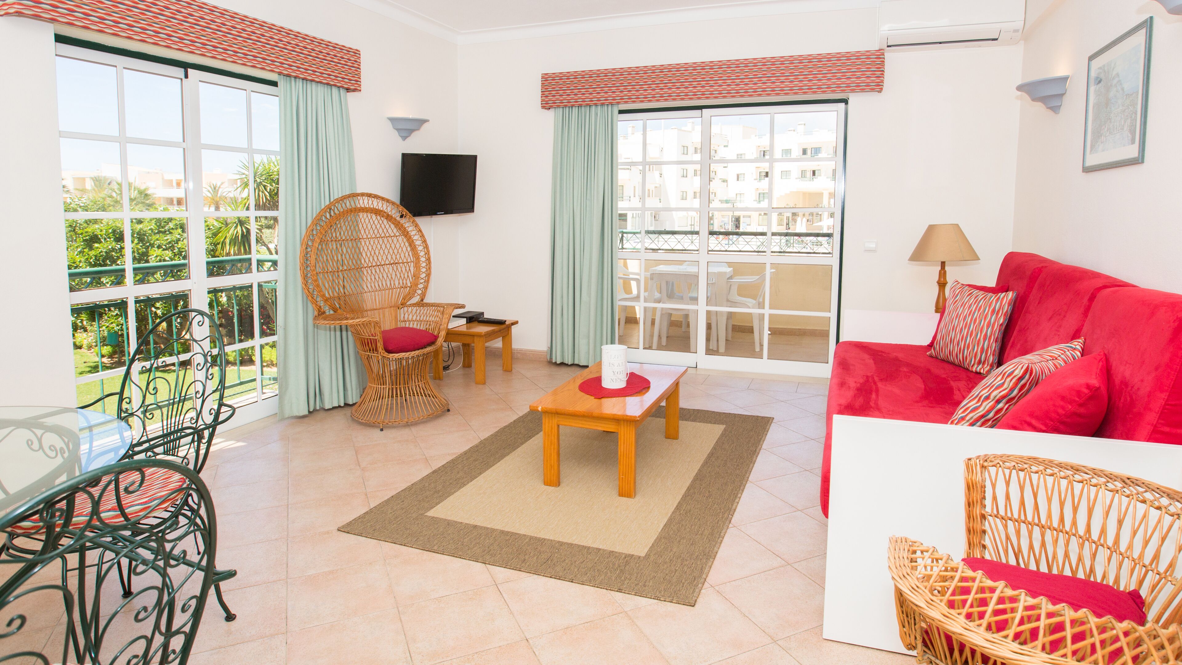 Apartment Quinta da Praia R / C E
