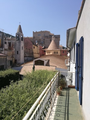 View from property - cozy apartment with large panoramic terrace in the historic center  (San Felice Circeo)