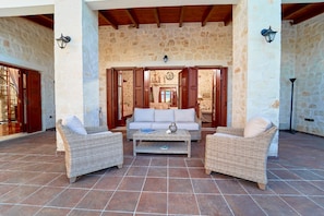 Interior - Lilas Luxury Villa, is a stone manor with its own private pool . (Zakynthos)