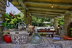 Property grounds - Casa Buscina Beautiful Old Renovated Istrian Holiday Home (Materada)