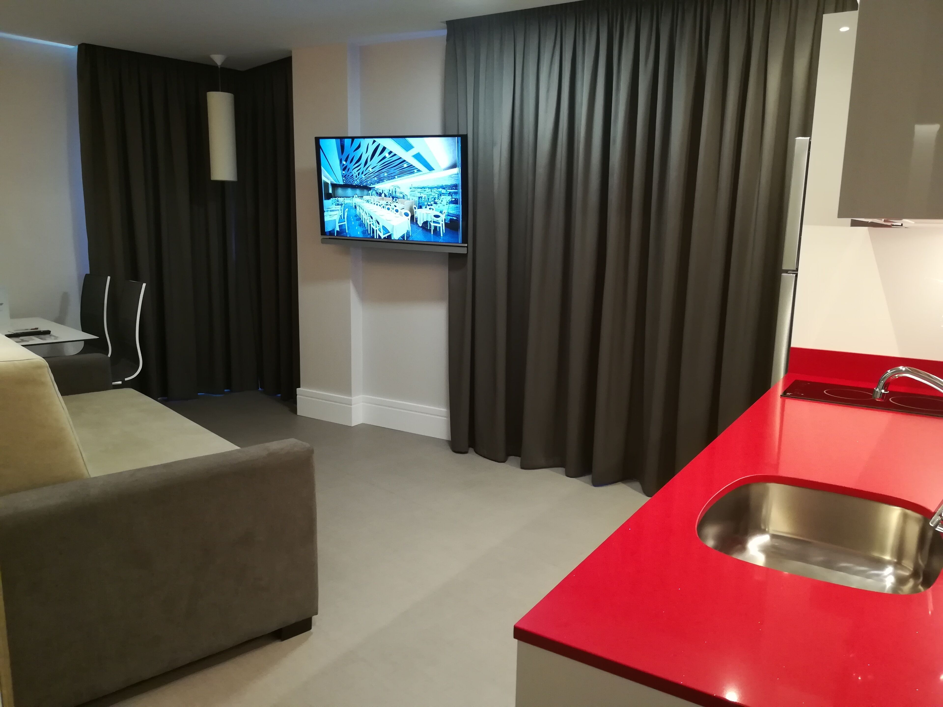 Standard 1 Bedroom Apartment