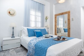 6 bedrooms, iron/ironing board, travel crib, free WiFi - Villa Kallergi - Athena (640 m2) - north-western Crete with Concert Piano & Pool (Rethymnon)