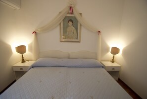 1 chambre, fer et planche Ă repasser, Wi-Fi, draps fournis