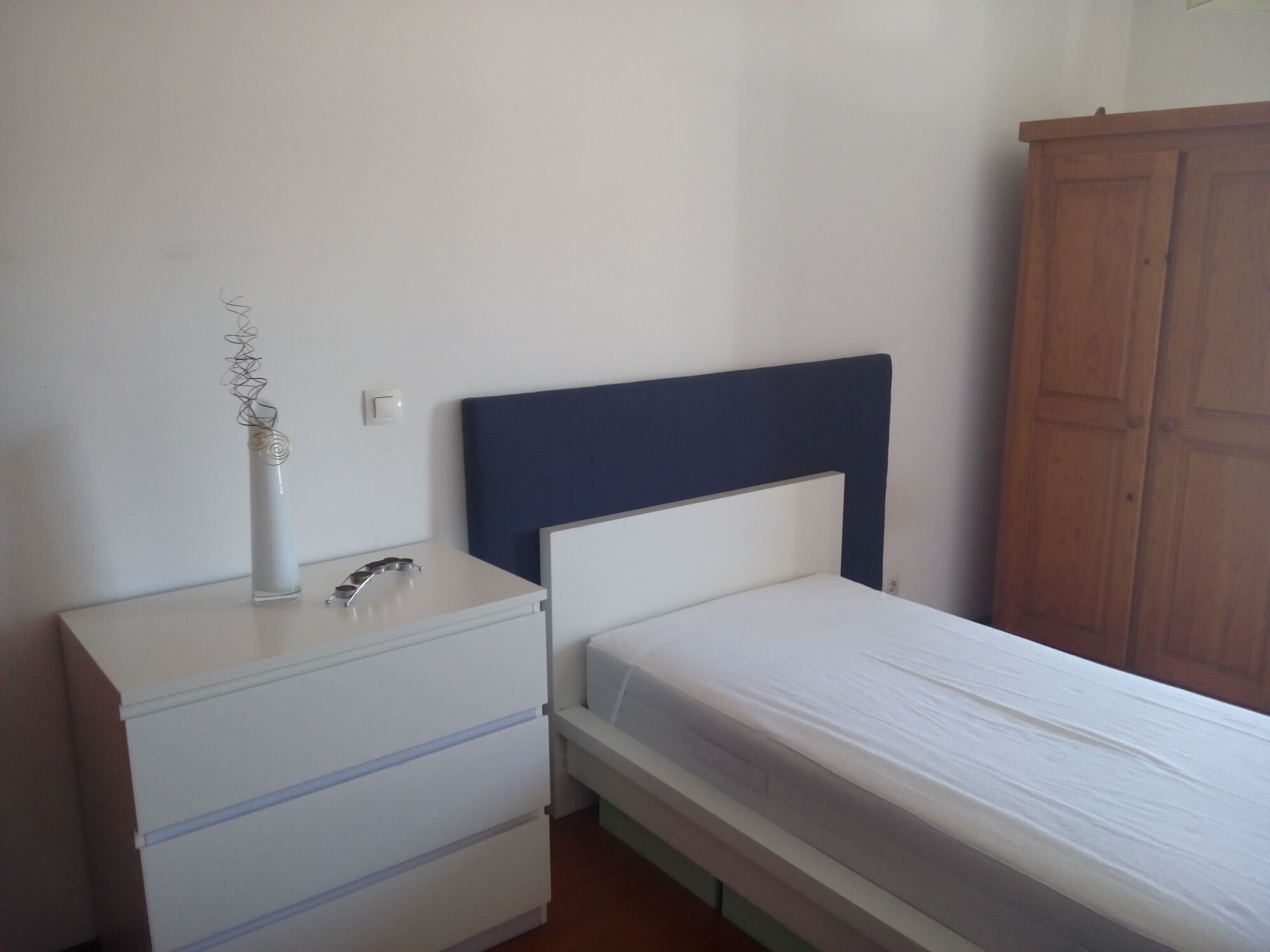 Renting rooms 11, 12, 13 14, May