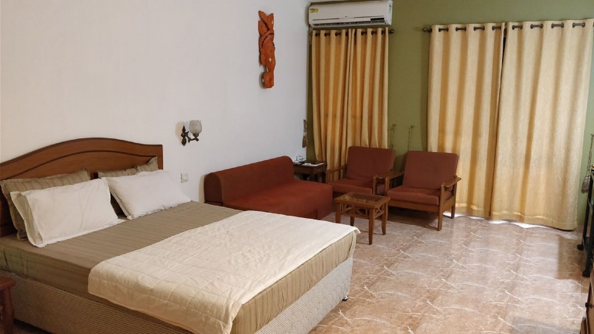 Cozy studio apartment in Riviera Residency