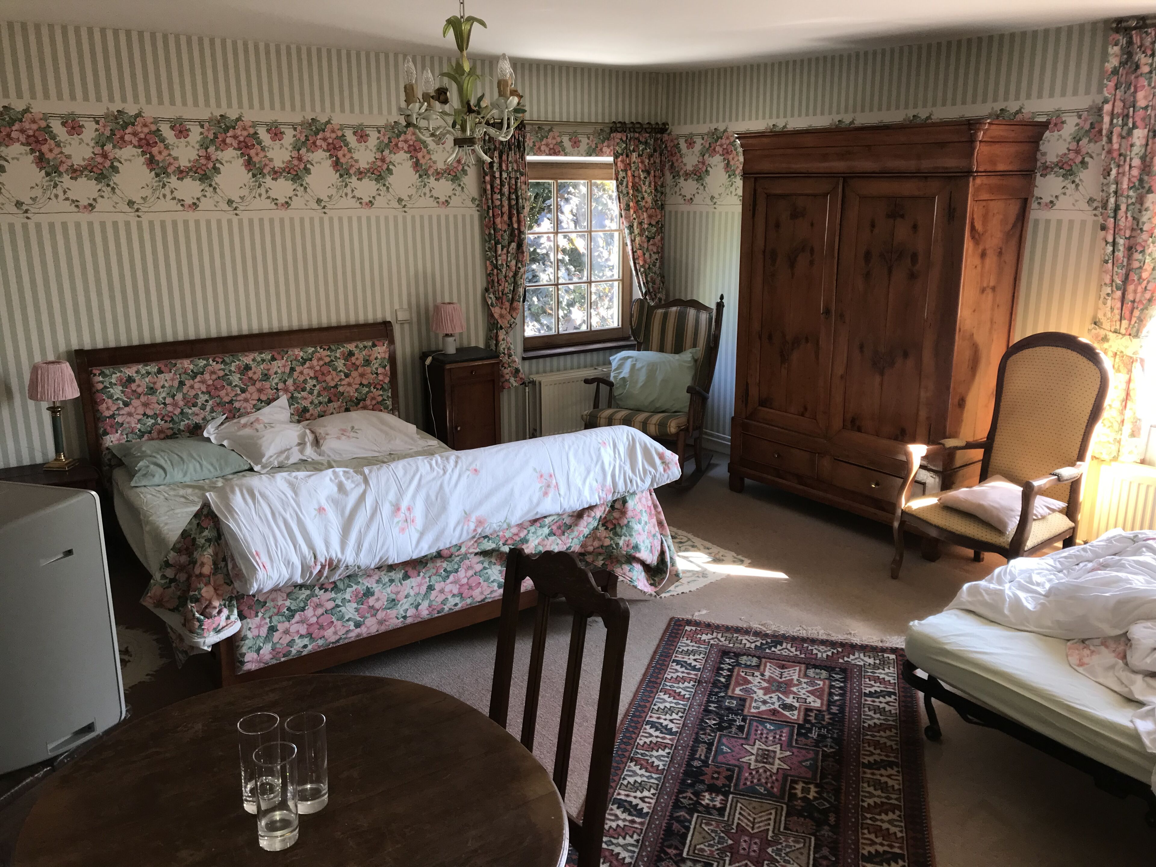LA MAISON D'ACHILLE in Aubin, short circuit homestay