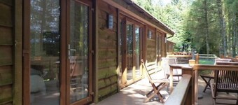 A Lodge set in a Quiet Location with country Views