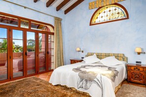 6 bedrooms, in-room safe, iron/ironing board, WiFi - Luxury villa in Marbella (Guadalmina Baja)  (Marbella)