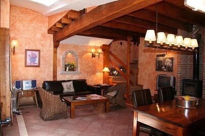 Country house 2 bedrooms - 6 people: Cozy country house