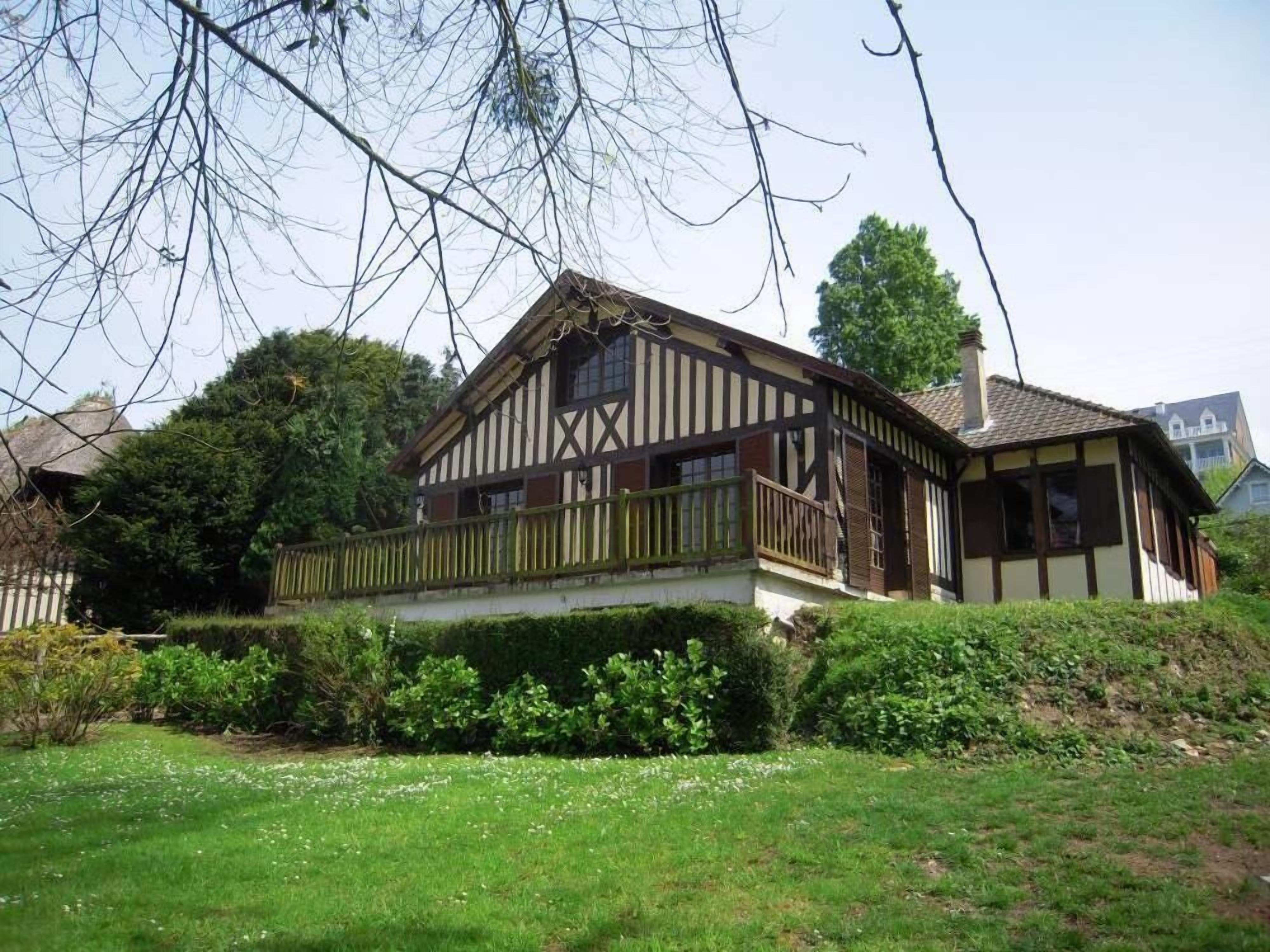 Beautiful Norman house with large garden.